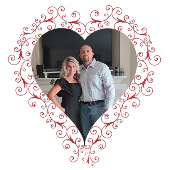 Poshmark profile picture for @roaming